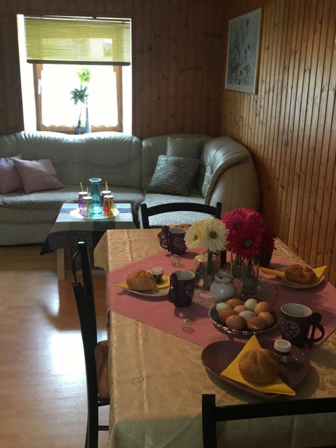 Ferienwohnung Renate 아르놀드슈타인 외부 사진