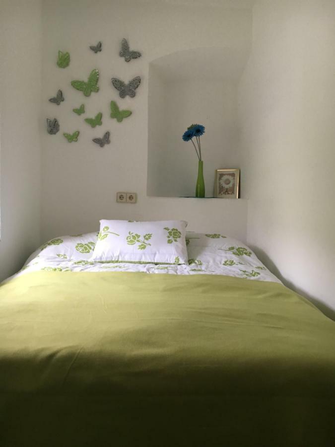Ferienwohnung Renate 아르놀드슈타인 외부 사진