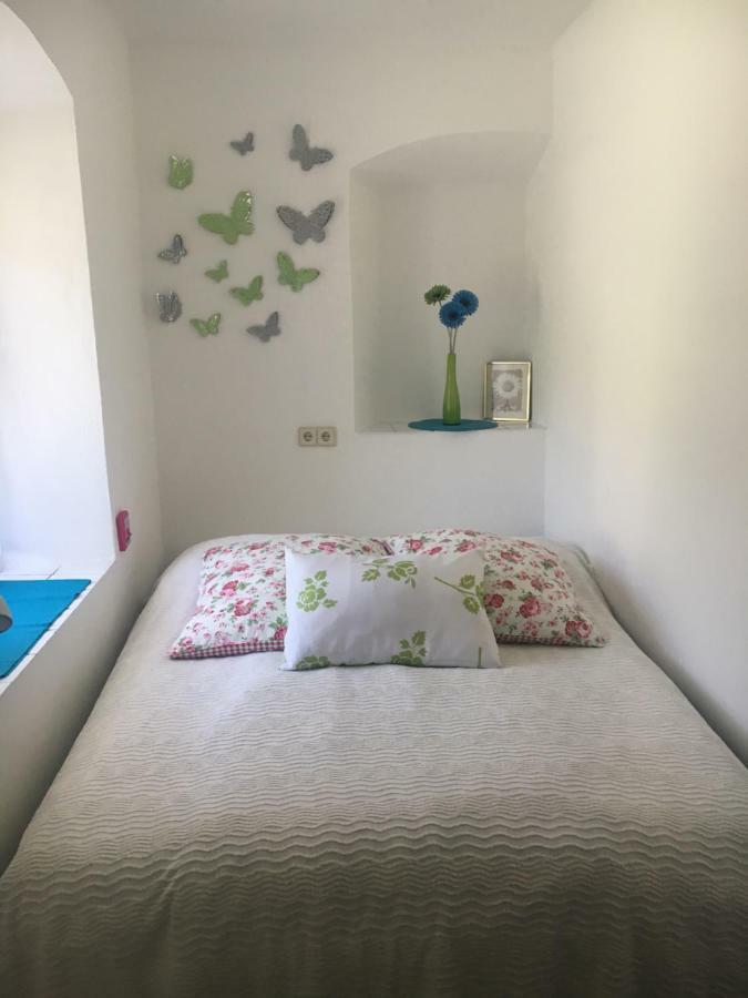Ferienwohnung Renate 아르놀드슈타인 외부 사진